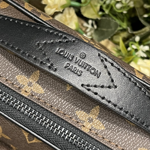 ルイヴィトンバッグ角部分ディテール